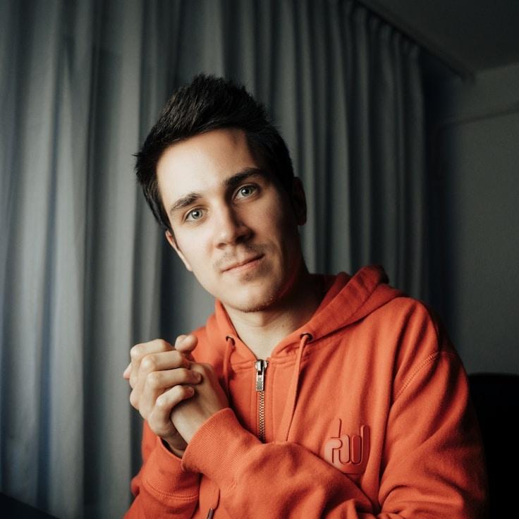 Portrait of Mira Solano, group coordinator and fusion cooking expert